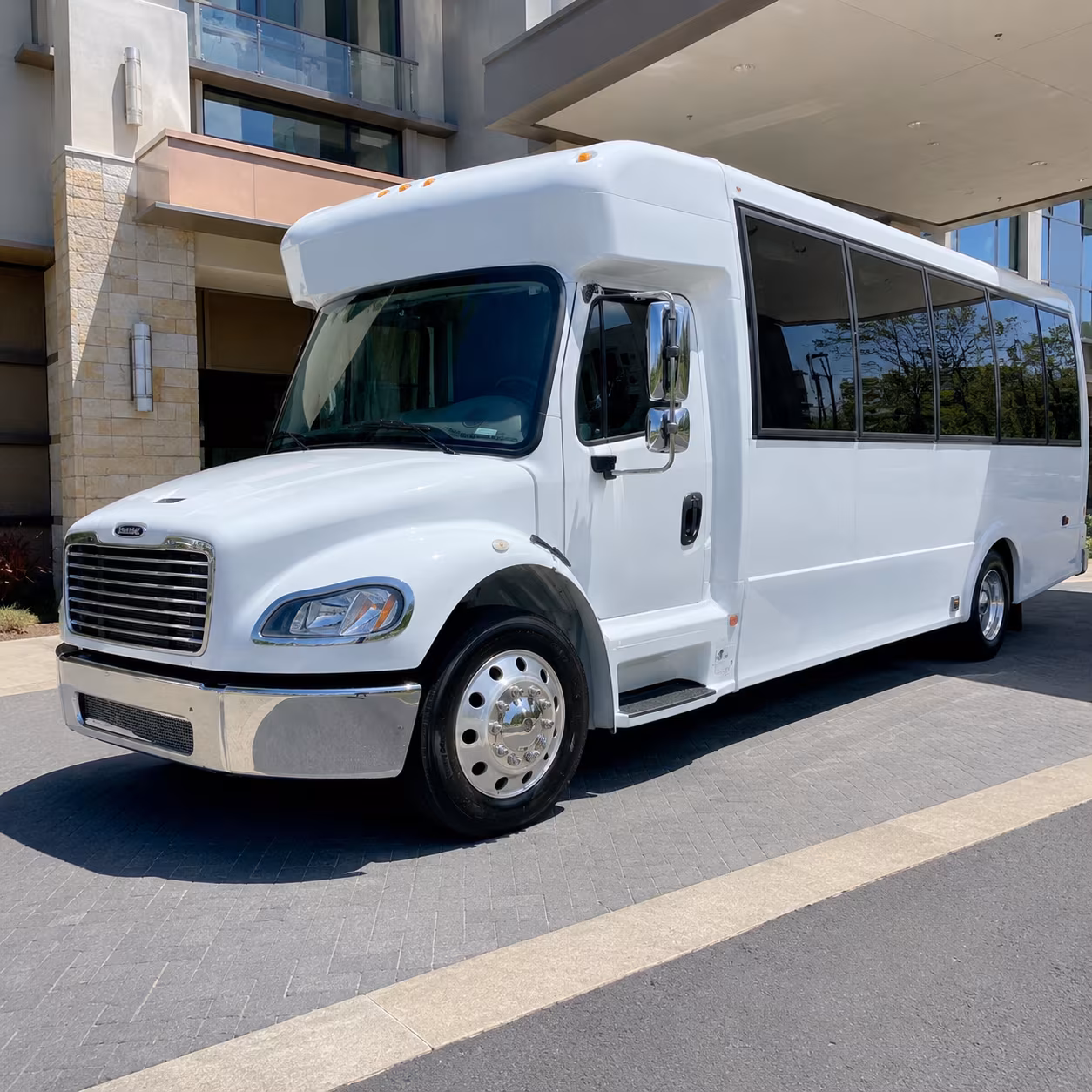 airport shuttle buses to and from hollywood burbank airport