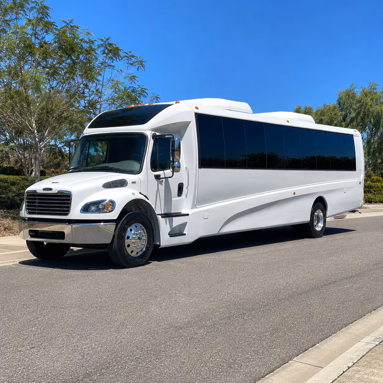 burbank 25 passenger minibus