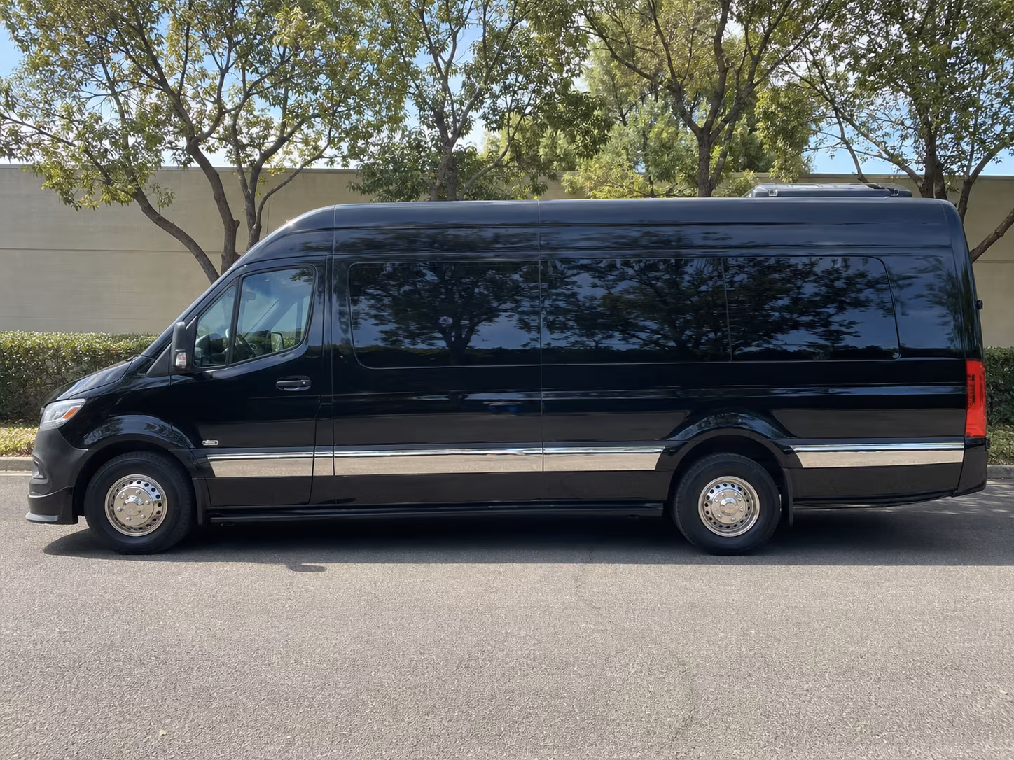 Burbank Government & Military Transportation