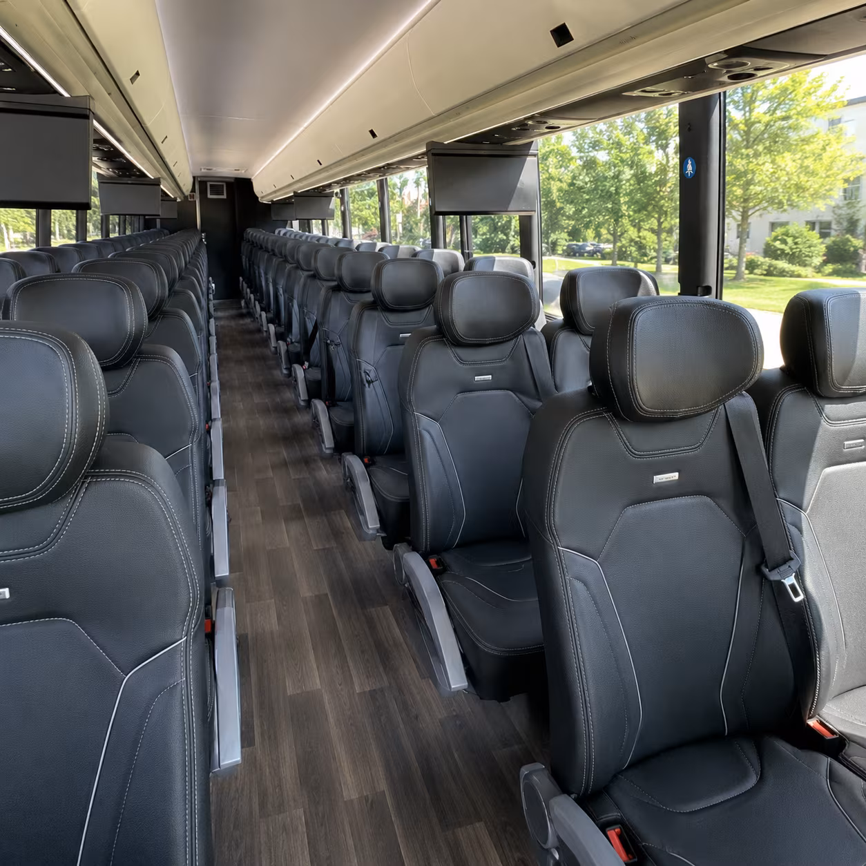 bus rentals for burbank youth group events and outings