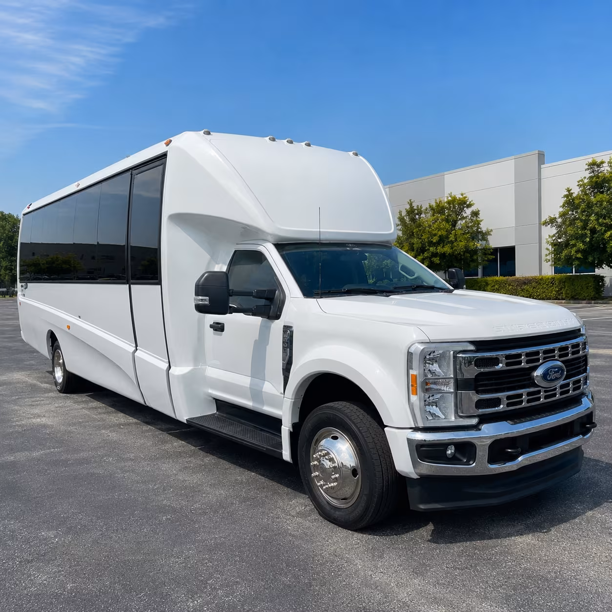 charter buses for burbank film and studio industry events