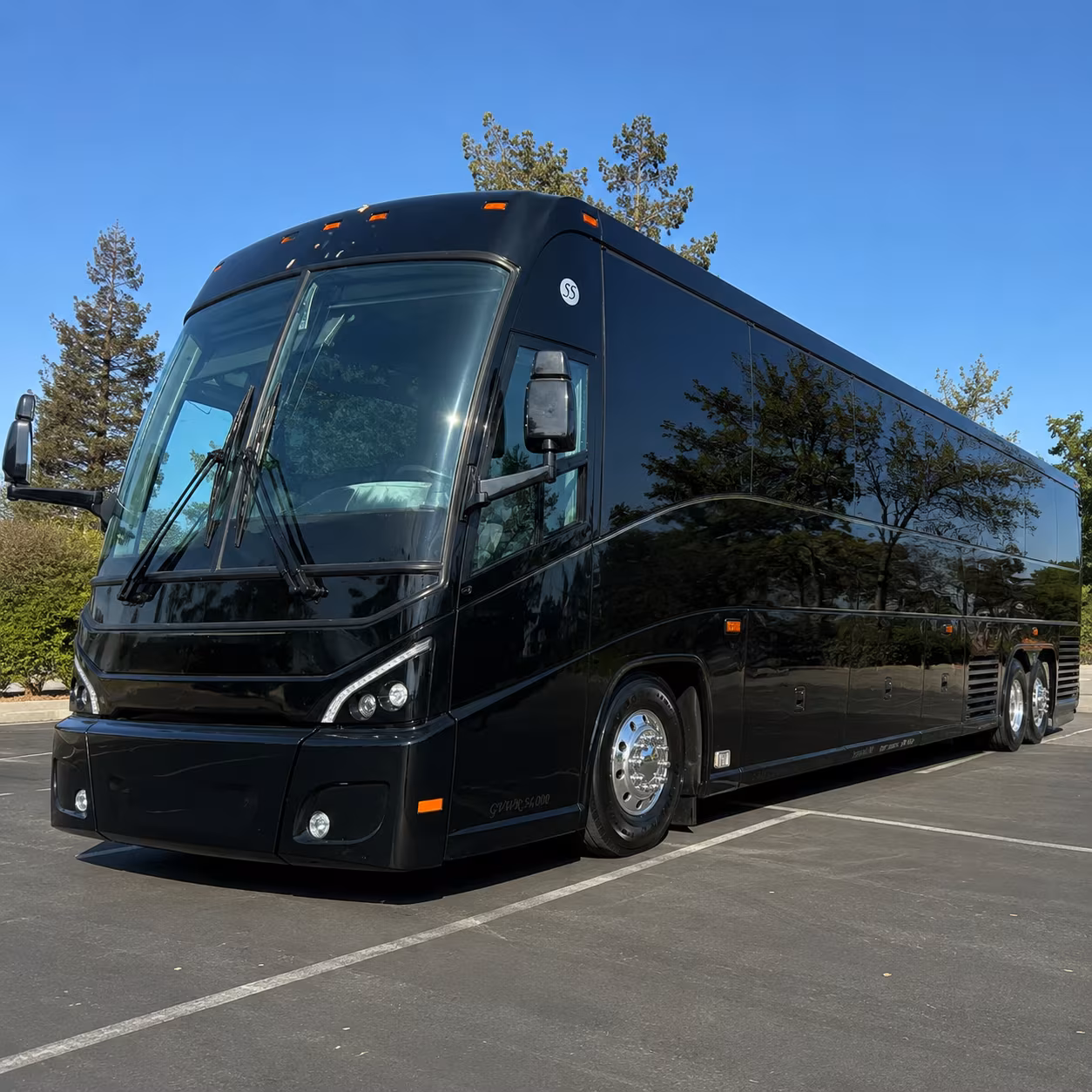employee shuttle buses to burbank airport and the media district
