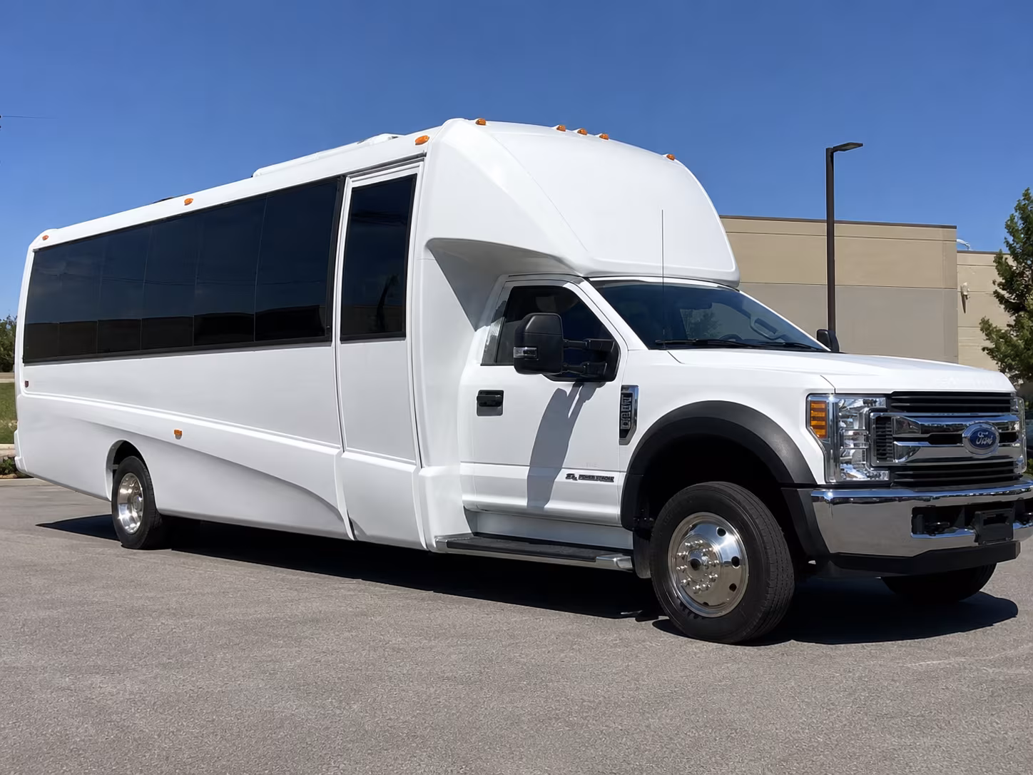 field trip buses for griffith park and outdoor science destinations
