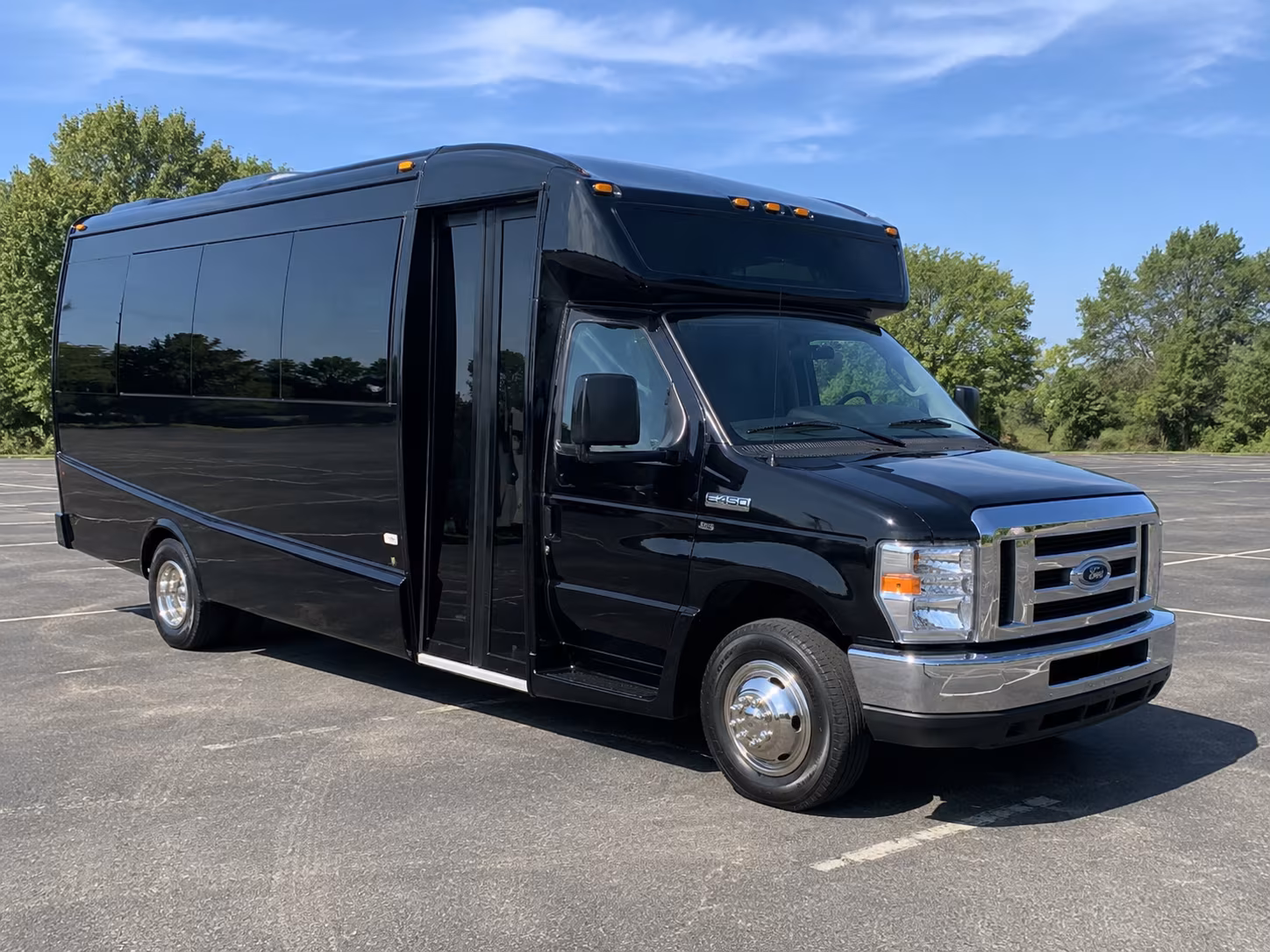 minibuses and charter buses for performing arts and cultural field trips