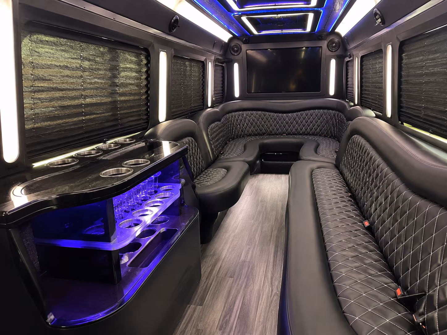 party bus rentals for burbank area proms